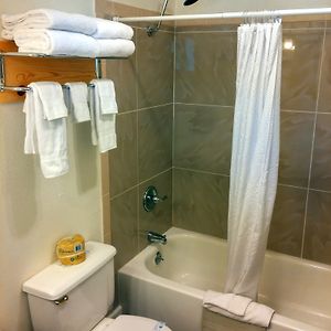 Chambre Standarde Lit Queen-Size